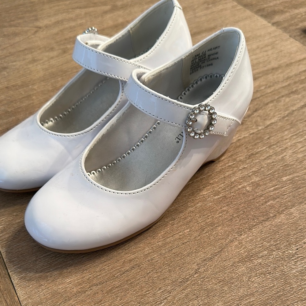 White Kids Mary Jane Shoes, NWT
